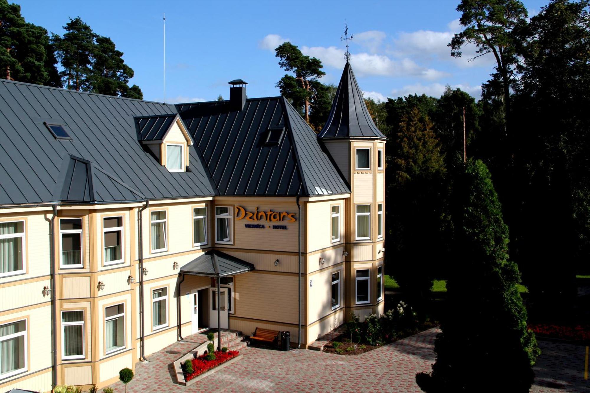 Dzintars Hotel Jūrkalne Екстериор снимка
