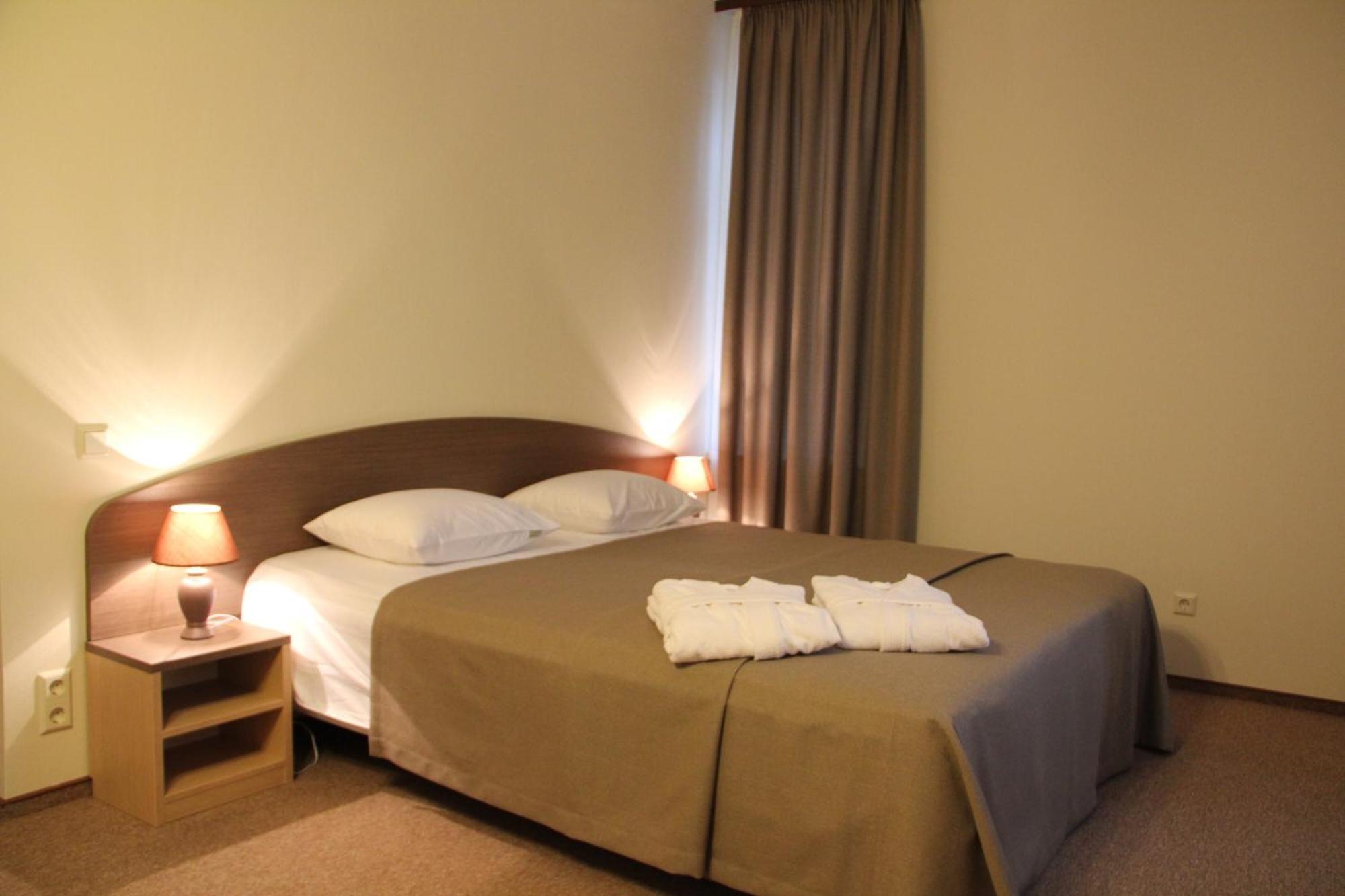 Dzintars Hotel Jūrkalne Екстериор снимка