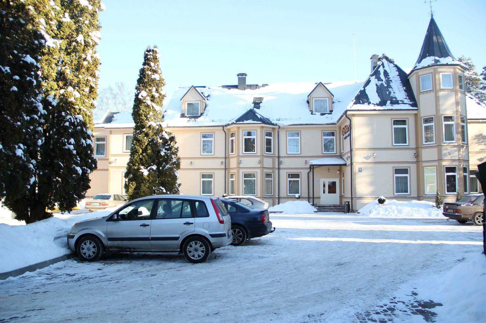 Dzintars Hotel Jūrkalne Екстериор снимка