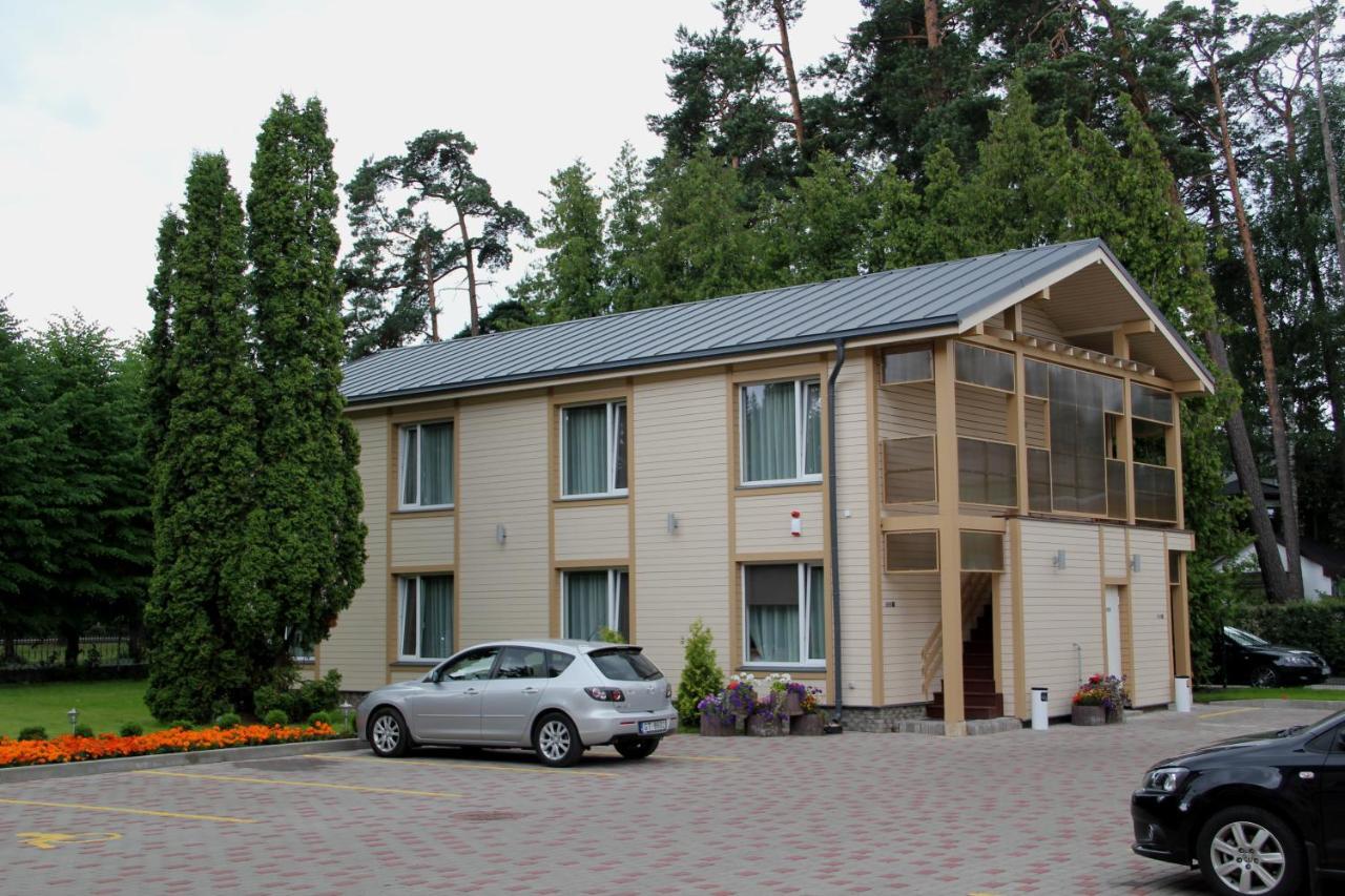 Dzintars Hotel Jūrkalne Екстериор снимка